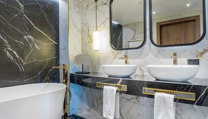 Radisson Collection Royal Hotel, Copenhagen - Panorama Suite bathroom