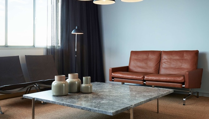 Radisson Collection Royal Hotel, Copenhagen - Poul Kjærholm Signature Suite