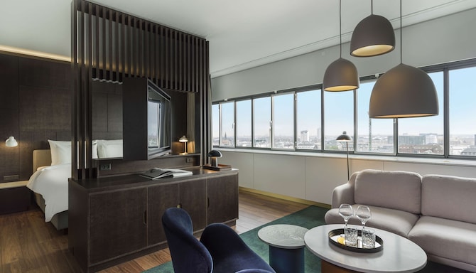 Radisson Collection Royal Hotel, Copenhagen - Fritz Hansen Classic Signature Suite
