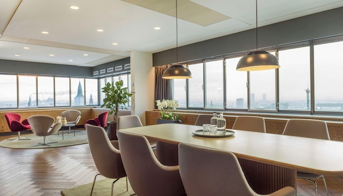Radisson Collection Royal Hotel, Copenhagen - Panorama Suite dining area