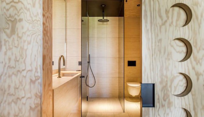 Radisson Collection The National Hotel, Brussels - حمام غرفة الضيوف