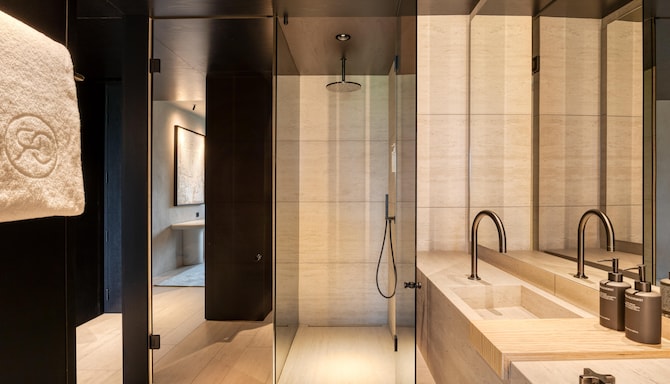 Radisson Collection The National Hotel, Brussels - حمام غرفة الضيوف