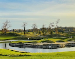 Radisson Collection Hotel, The National Brussels - Golf course by the lake