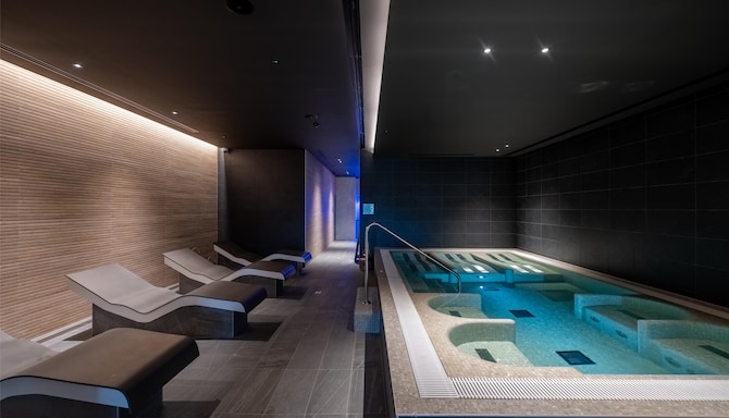 Radisson Collection The National Hotel, Brussels - David Lloyd spa