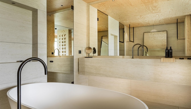 Radisson Collection The National Hotel, Brussels - حمام الجناح