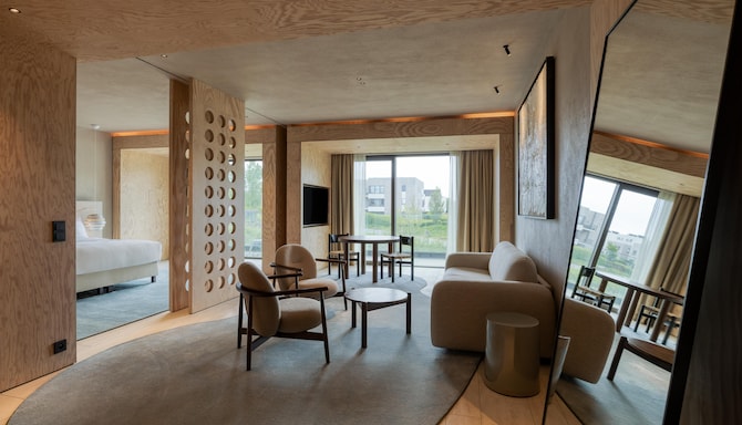 Radisson Collection The National Hotel, Brussels - جناح