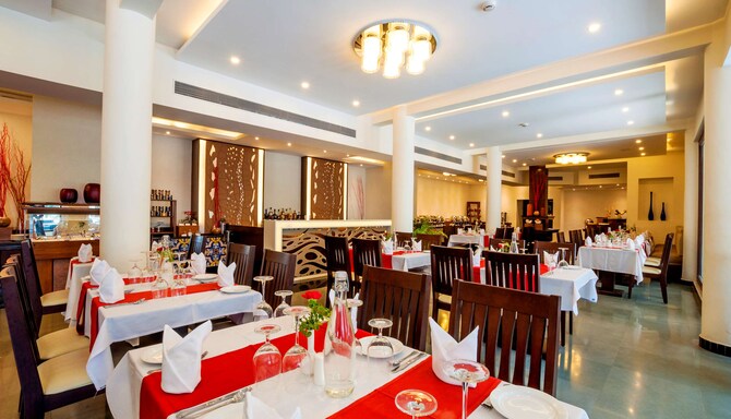Radisson Goa Candolim - Restaurant