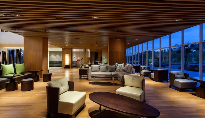 Radisson Golf & Convention Center Batam - Bar/Lounge