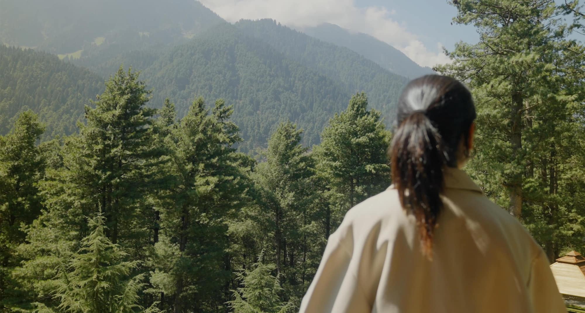 Breathtaking vistas of Pahalgam unfold, where every hill tells a story of nature’s grandeur