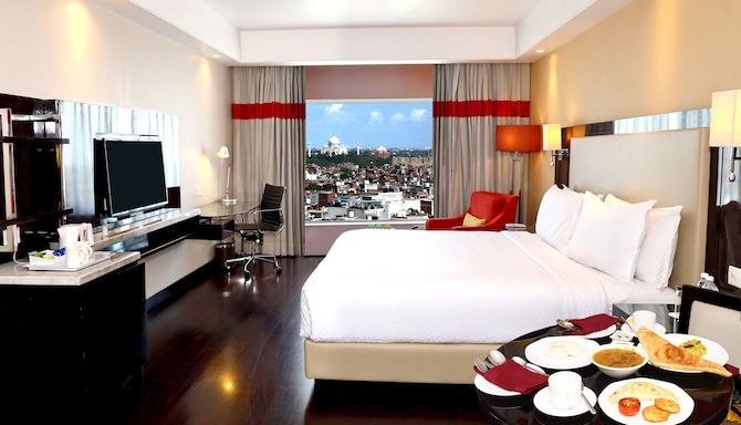 Radisson Hotel Agra - Executive Room