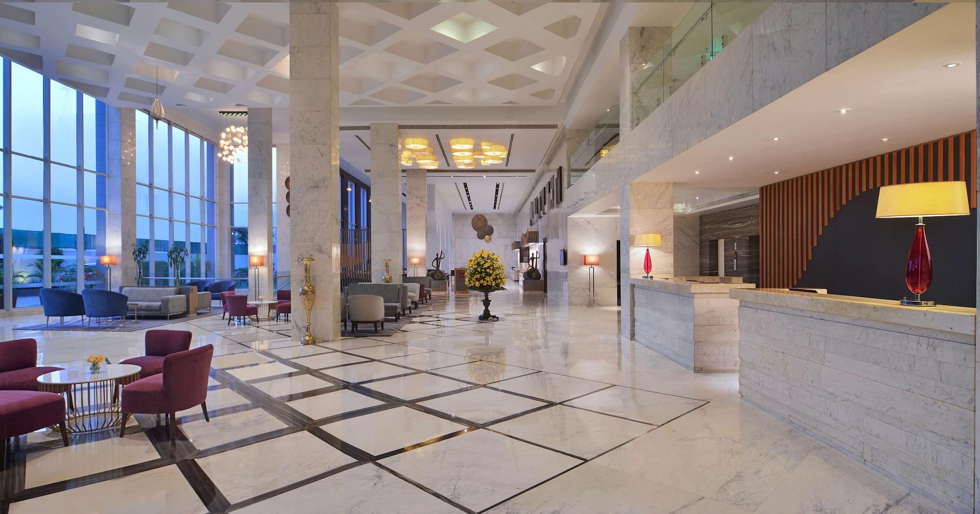 Radisson Hotel Agra - Lobby