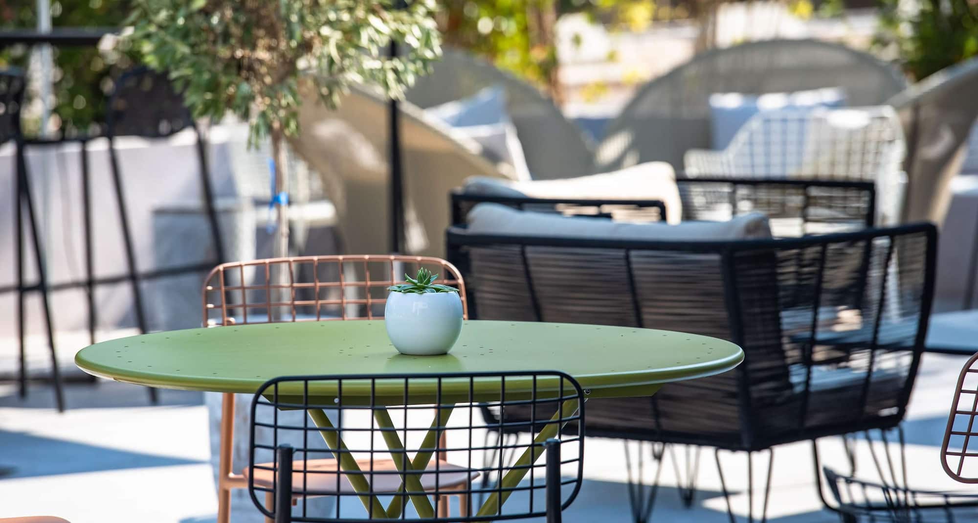 Radisson Hotel Aix En Provence - Outside Restaurant
