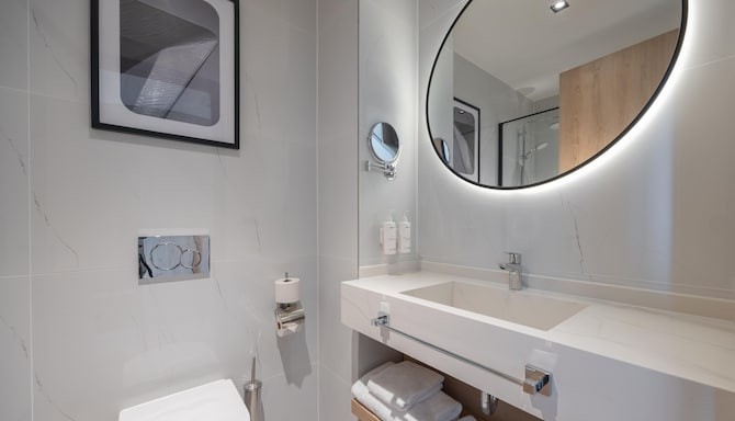 Radisson Hotel Amsterdam Airport Schiphol Hoofddorp - Logeerkamer bad