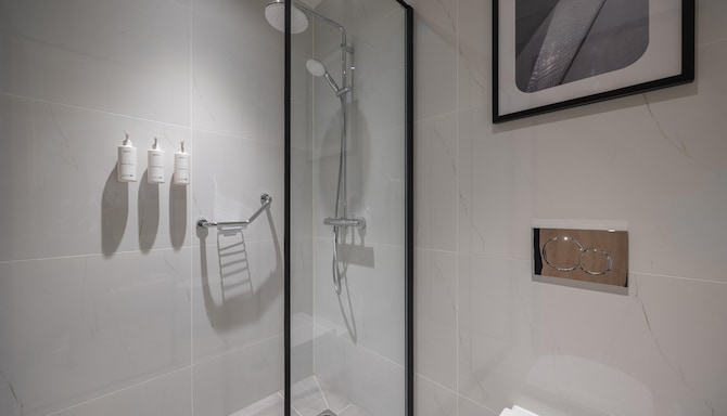Radisson Hotel Amsterdam Airport Schiphol Hoofddorp - Logeerkamer bad