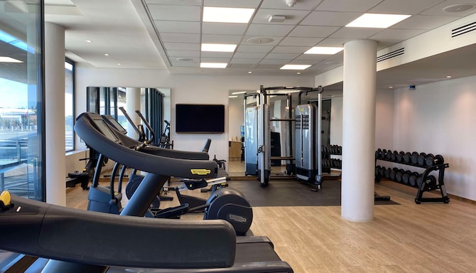 Radisson Hotel & Convention Centre, Johannesburg, O.R. Tambo - Gym Technogym