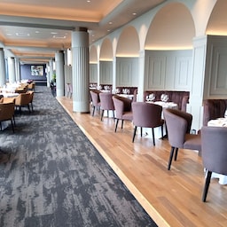 Radisson Hotel & Convention Centre, Johannesburg, O.R. Tambo - Level Seven Restaurant