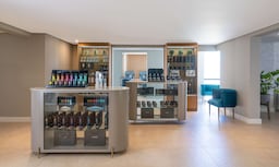 Radisson Hotel & Convention Centre, Johannesburg, O.R. Tambo - Spa - retail