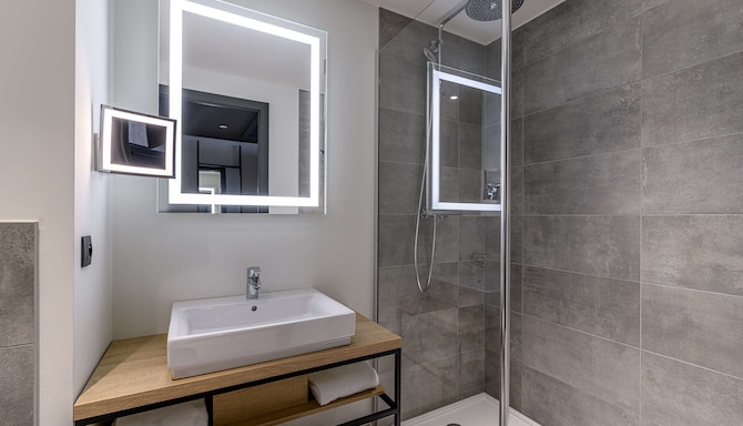 Park Inn by Radisson Antwerp Berchem - bathroom