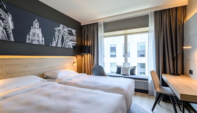 Park Inn by Radisson Antwerp Berchem - bedroom