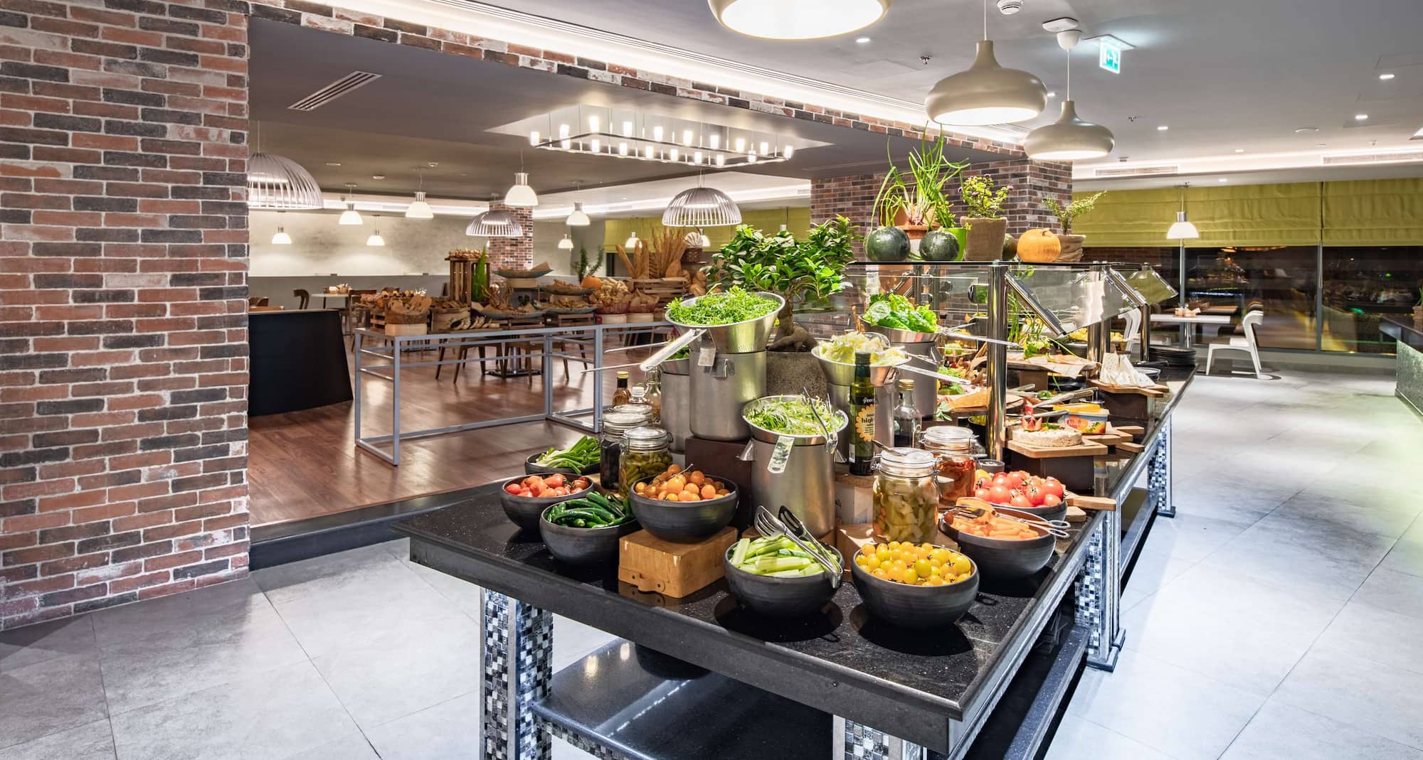 Radisson Hotel and Apartments Dammam Industrial City - RBG Restaurant