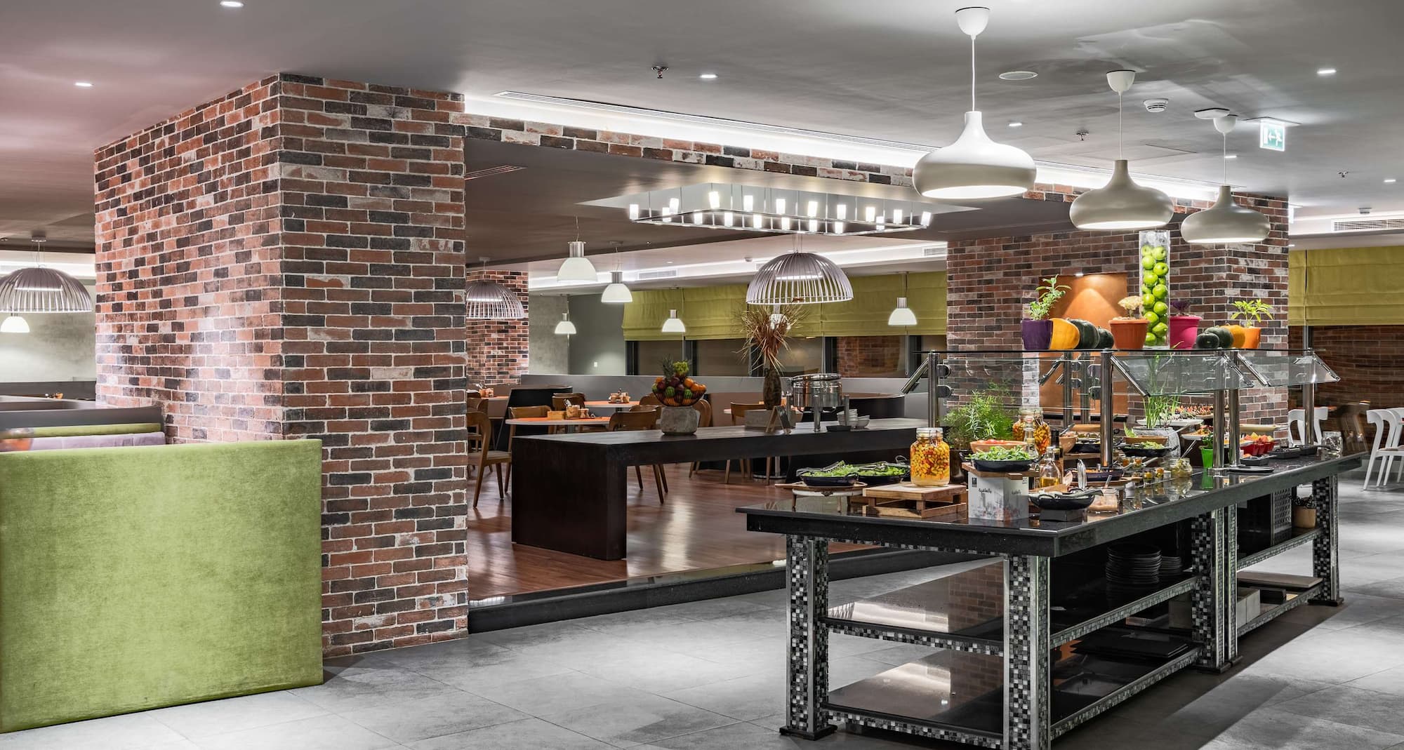 Radisson Hotel and Apartments Dammam Industrial City - RBG Restaurant