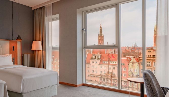 Radisson Hotel & Apartments Gdansk - Superior Room with river view & spa access