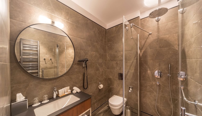 Radisson Hotel & Apartments Gdansk - Presidential Suite bathroom