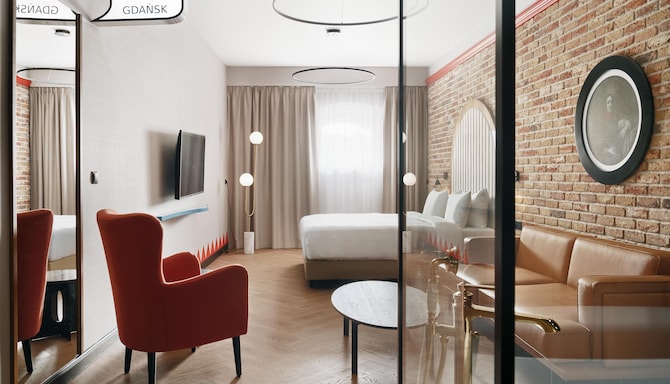 Radisson Hotel & Apartments Gdansk - One Bedroom Apartment River View Annex Building