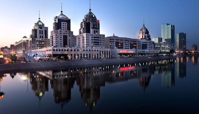 Radisson Hotel Astana - Внешний вид