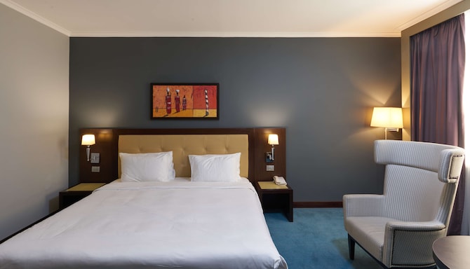 Radisson Hotel Astana - Guest room