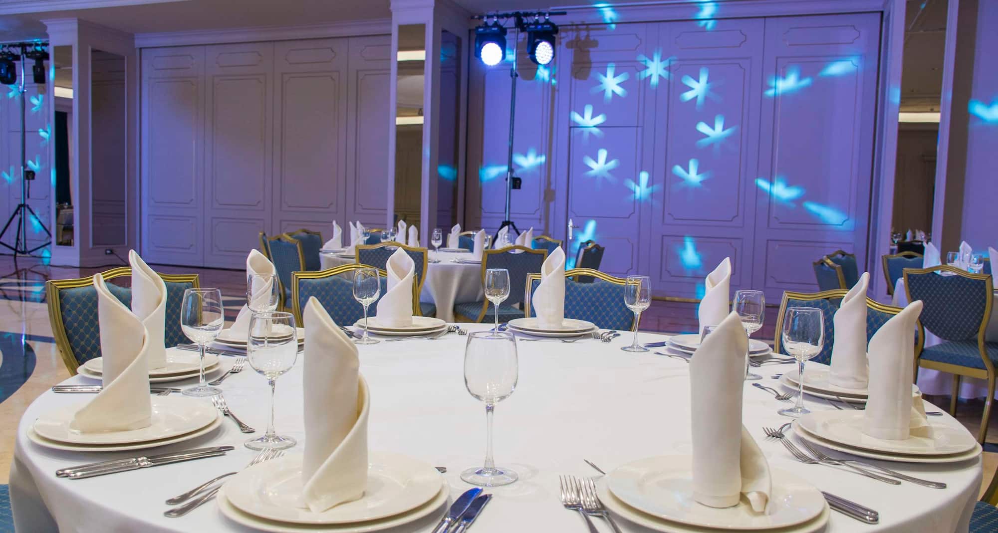 Radisson Hotel Astana - Saryarka 1 New hall with decor