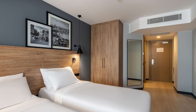 Radisson Hotel Baku - Superior Twin Room