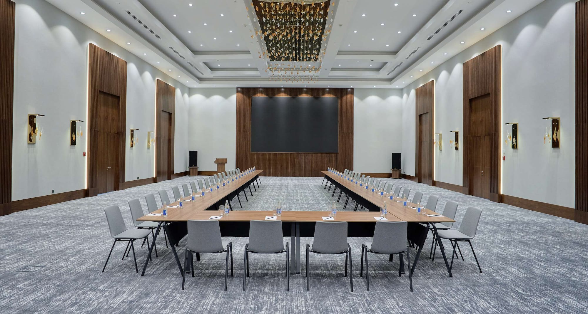 Radisson Hotel Baku - Ballroom U-shape set-up