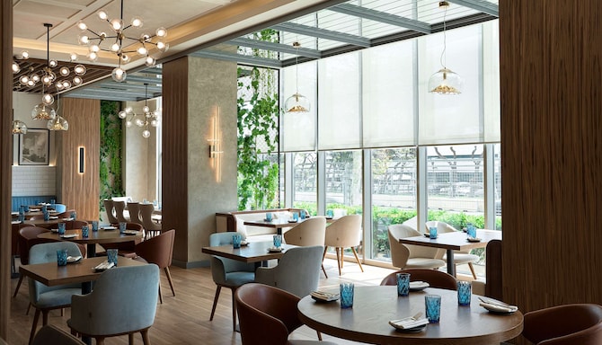 Park Inn by Radisson Baku - Restaurant