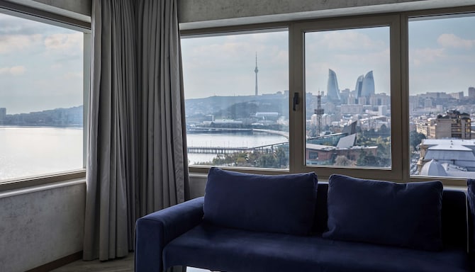 Radisson Hotel Baku - Apartment with Terrace