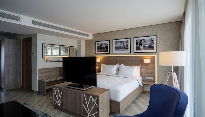 Radisson Hotel Baku - Studio Room