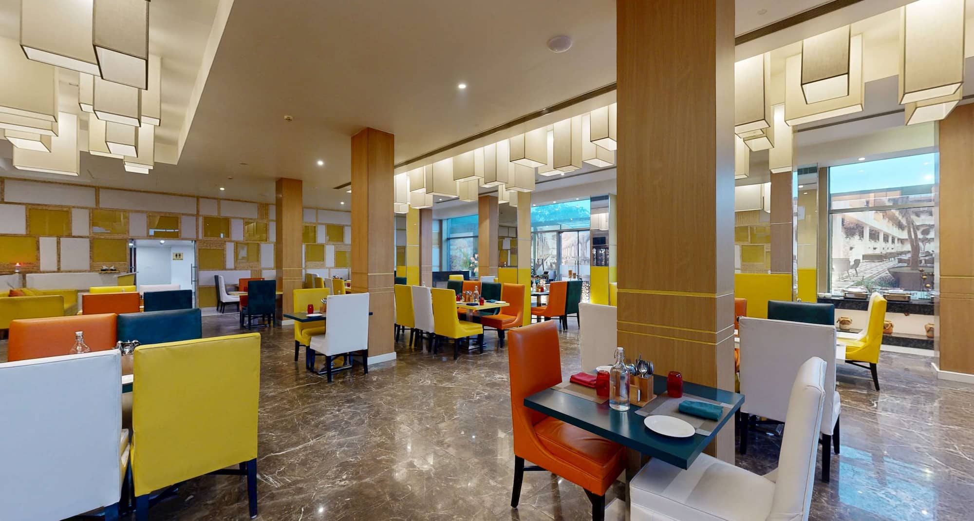 Radisson Hotel Bareilly Airport - Gallery Cafe