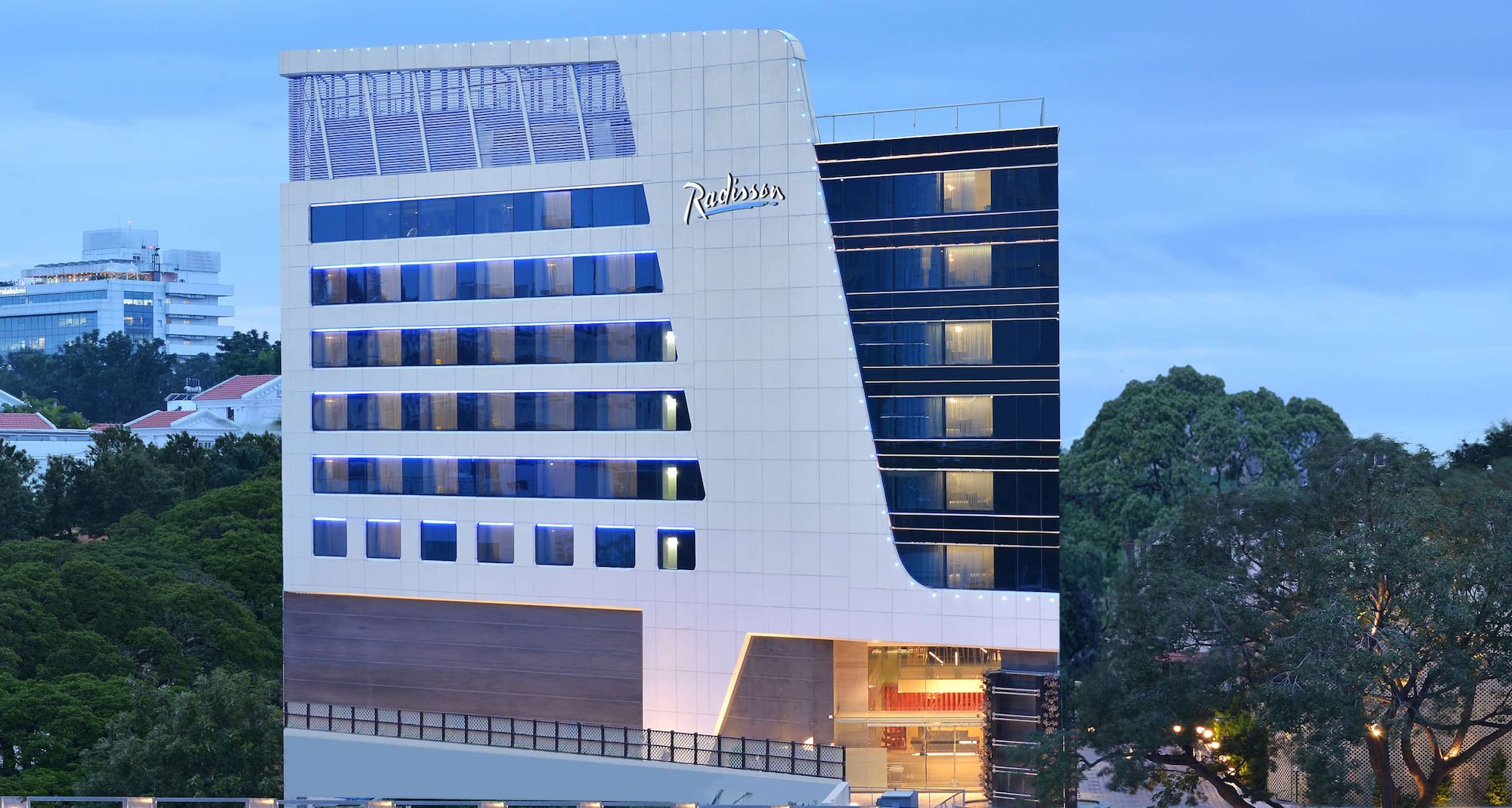 Radisson Hotel Bengaluru City Center - Exterior