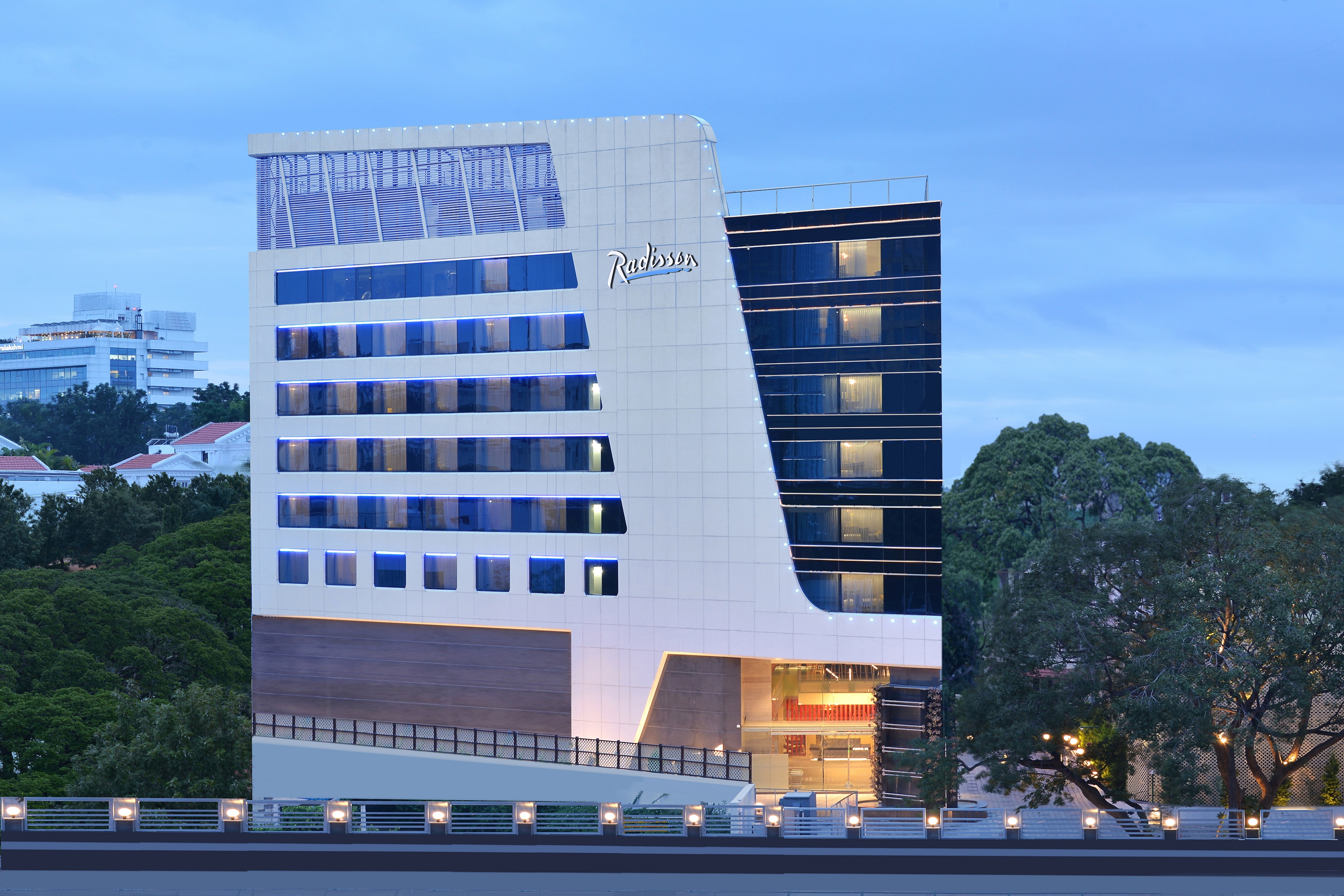 Radisson Hotel Bengaluru City Center - Banglore Video