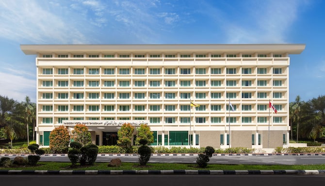 Radisson Hotel Brunei Darussalam - Exterior