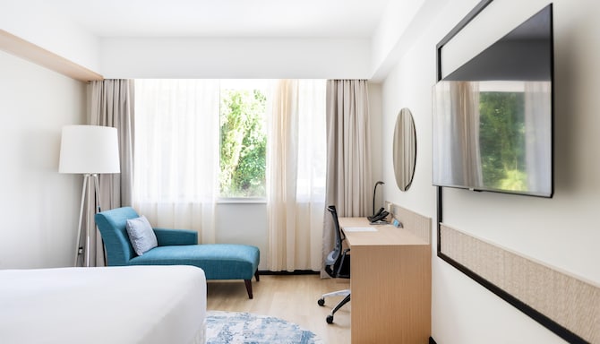 Radisson Hotel Brunei Darussalam - Superior Room