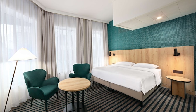 Radisson Hotel Brussels Centre Midi - Habitaciones/Alojamientos