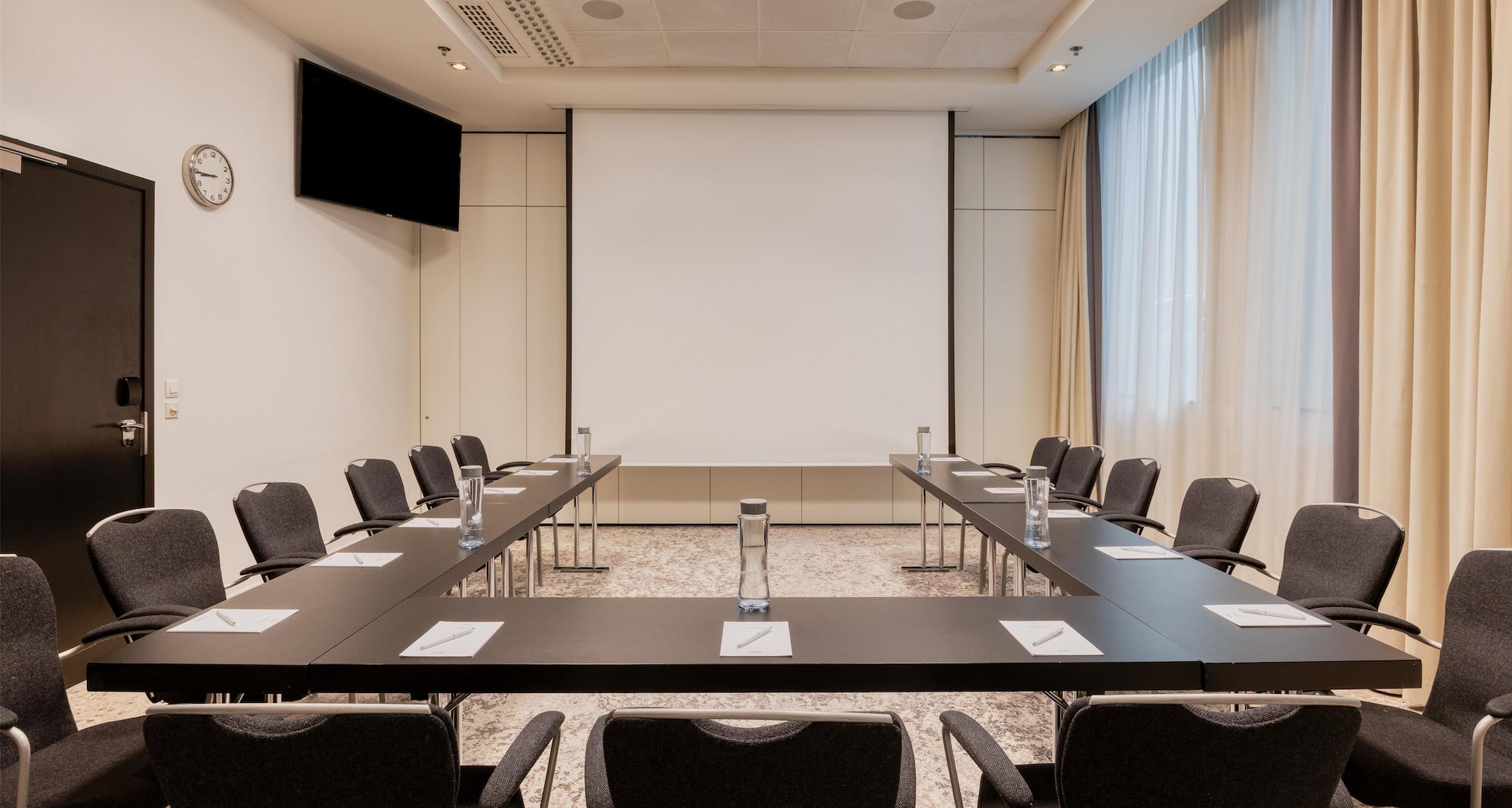 Radisson Hotel Brussels Centre Midi - Meeting room