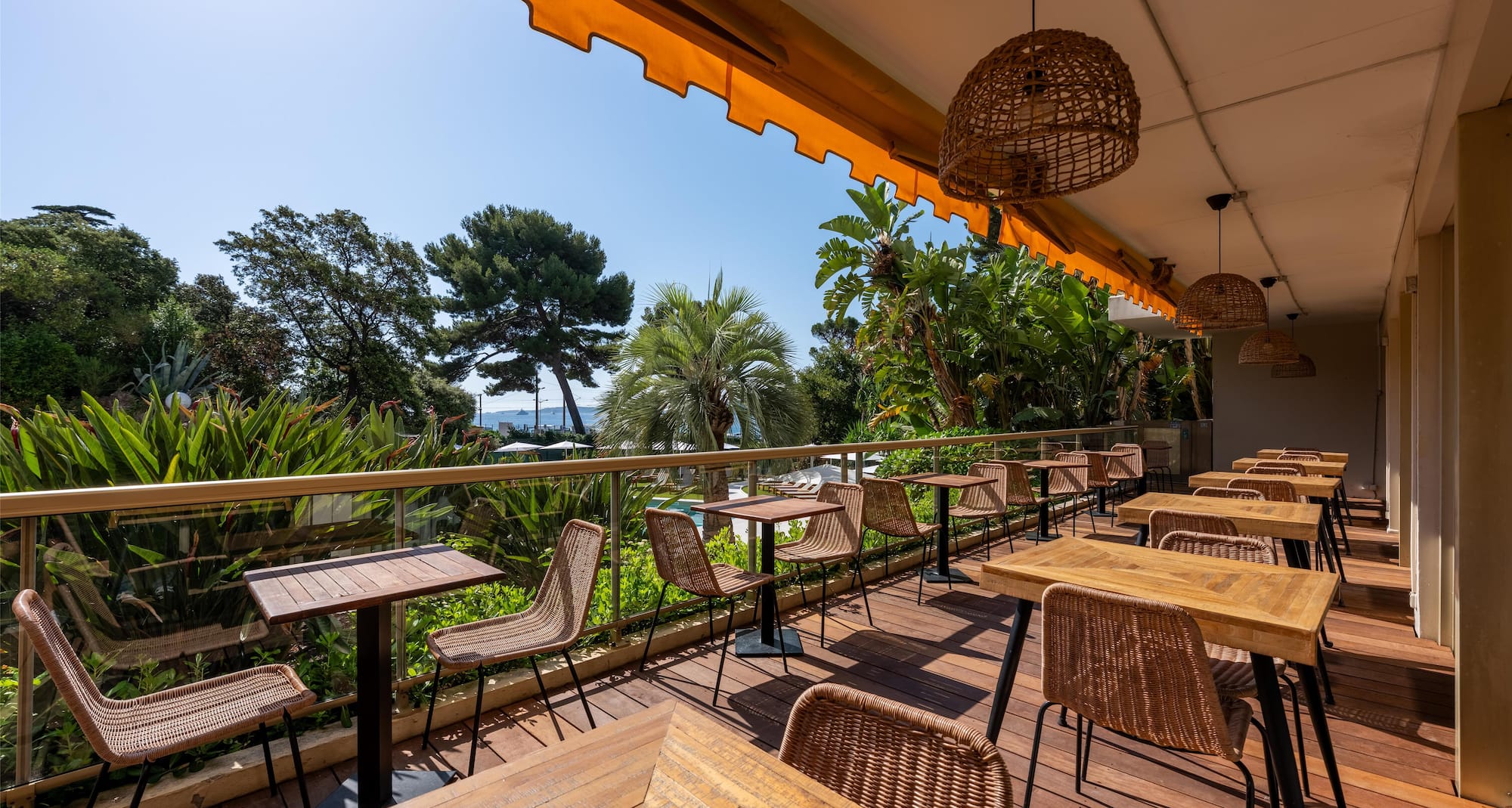 Radisson Hotel Cannes Seaside - Outdoor Terrace