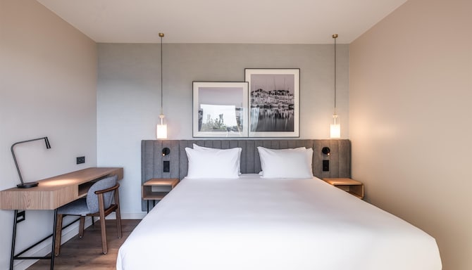 Radisson Hotel Cannes Seaside - Superior Room Sea View & Balcony