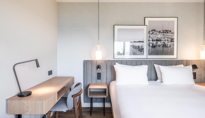 Radisson Hotel Cannes Seaside - Superior Room Sea View & Balcony