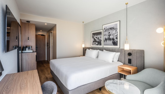 Radisson Hotel Cannes Seaside - Premium Room Sea View & Balcony
