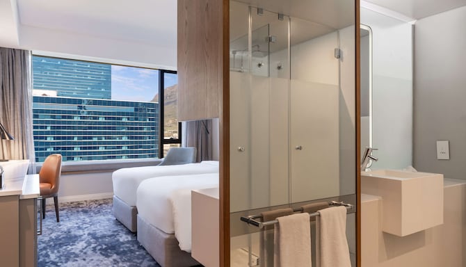 Radisson Hotel Cape Town Foreshore - Premium room Mountain view Twin