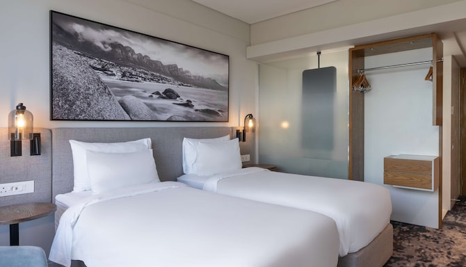 Radisson Hotel Cape Town Foreshore - Premium room Mountain view Twin