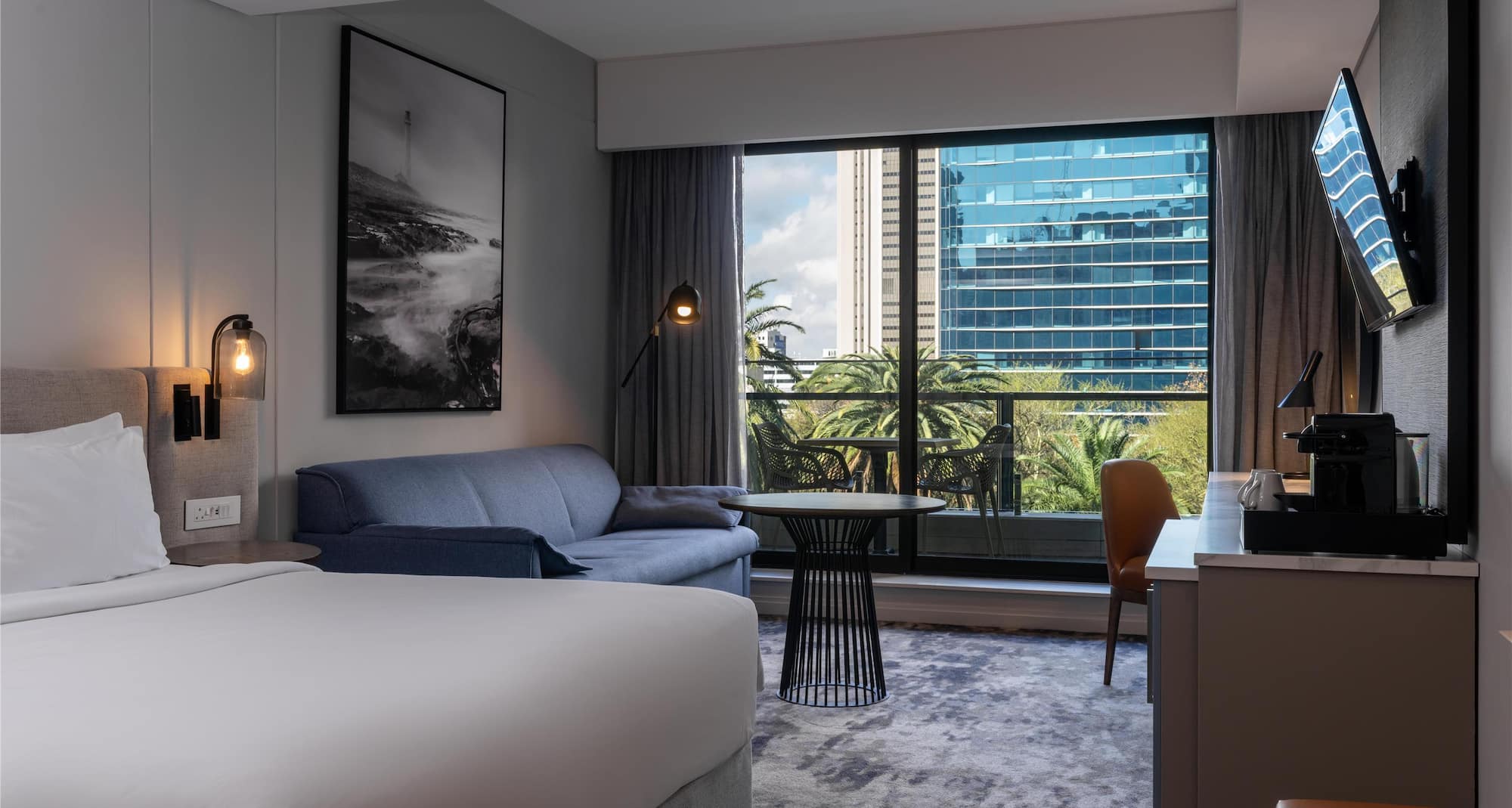 Radisson Hotel Cape Town Foreshore - Junior Suite with Balcony